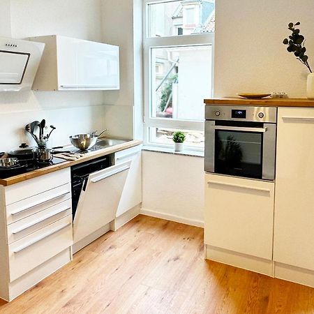 50Qm Apartment In Krefeld Zentral Gelegen Mit Hohen Decken - Beuys Apartments - 克雷费尔德 外观 照片