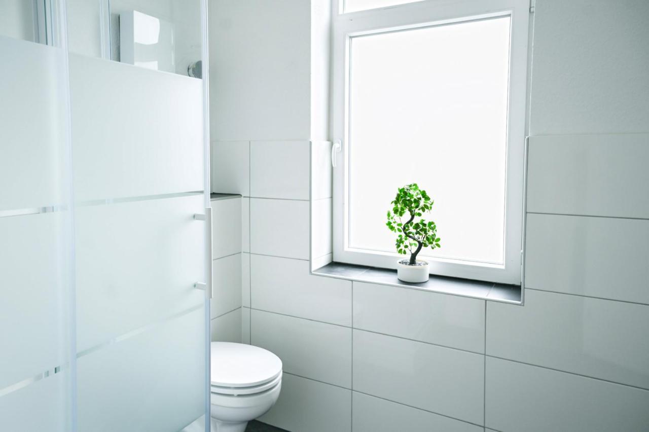 50Qm Apartment In Krefeld Zentral Gelegen Mit Hohen Decken - Beuys Apartments - 克雷费尔德 外观 照片